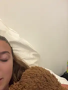 lounaaxangel online show from November 11, 2025, 8:03 pm