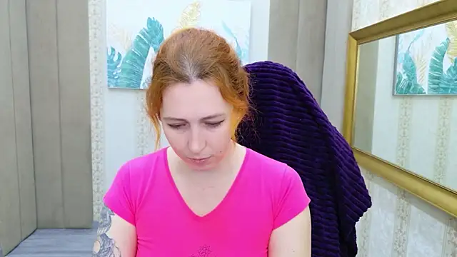 Evie Berret online show from November 26, 2025, 10:37 am