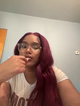 Snapshot of exotichoneyy chatting on November 7, 2025, 3:55 am exotichoneyy online show from November 7, 2025, 3:55 am