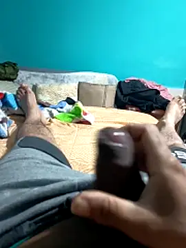 Loquillopajero online show from February 20, 2026, 12:29 pm