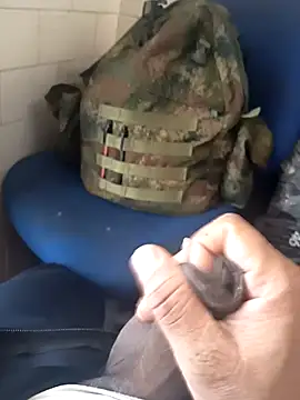 Loquillopajero online show from November 8, 2025, 7:39 pm