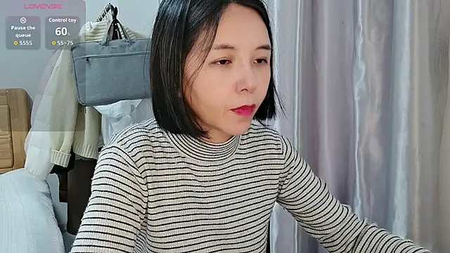 Wanwan61 online show from November 18, 2025, 7:33 am