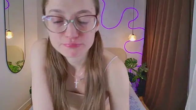 Snapshot of _Velin chatting on November 9, 2025, 2:10 pm Velin online show from November 9, 2025, 2:10 pm