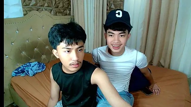 Urloverhardcock online show from February 10, 2026, 4:33 am