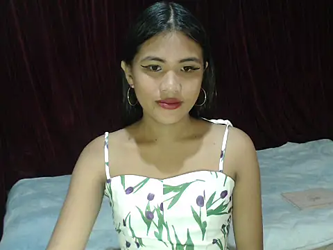 Snapshot of Rema_thebigcock chatting on February 21, 2026, 9:22 am Rema thebigcock online show from February 21, 2026, 9:22 am