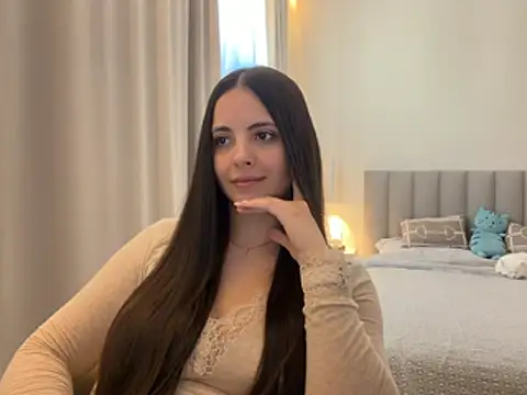 Snapshot of Mylina_ chatting on April 8, 2026, 12:28 pm Mylina online show from April 8, 2026, 12:28 pm
