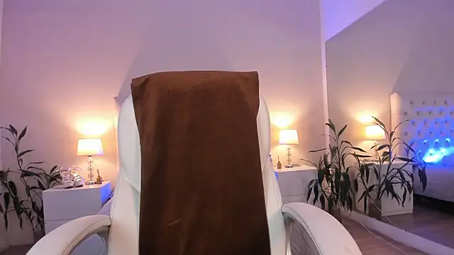 Snapshot of Scarlett_Bunny_ chatting on April 6, 2026, 1:23 pm Scarlett Bunny online show from April 6, 2026, 1:23 pm