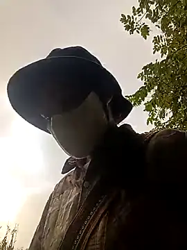 Diana loo online show from November 10, 2025, 1:32 am