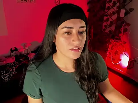 Dhany Naugthy  online show from November 20, 2025, 7:25 pm