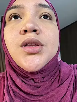 sweetmuslim01 online show from June 27, 2026, 12:49 am