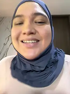 sweetmuslim01 online show from June 21, 2026, 12:38 am