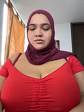sweetmuslim01 online show from October 12, 2025, 3:57 pm
