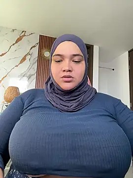 sweetmuslim01 online show from June 25, 2026, 6:13 pm