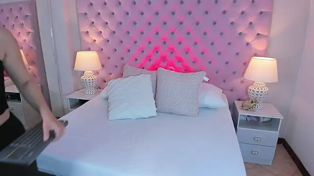 GabyQueens online show from January 13, 2026, 1:59 pm