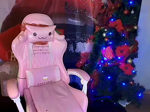 venus-foxy online show from December 15, 2025, 5:08 pm