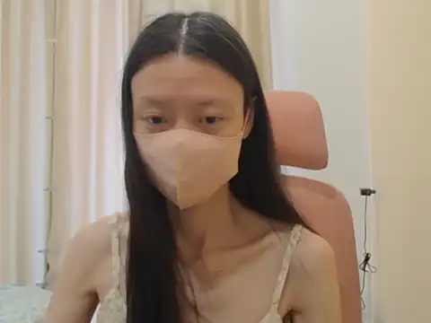 Lil-Cherries online show from April 3, 2026, 2:51 am