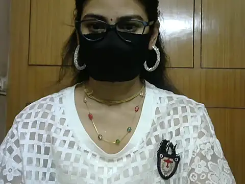 Fairy Pie online show from April 4, 2026, 7:42 pm