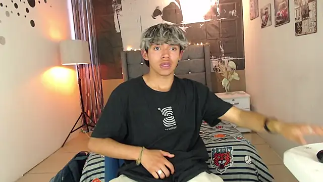 checho darkx online show from November 8, 2025, 10:13 pm