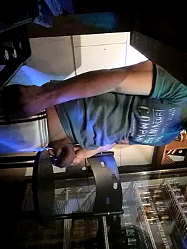 Snapshot of themorenofit08 chatting on November 12, 2025, 1:21 am themorenofit08 online show from November 12, 2025, 1:21 am