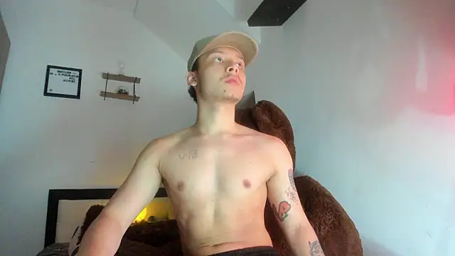 Snapshot of Zeus_Jeff chatting on January 14, 2026, 7:56 am Zeus Jeff online show from January 14, 2026, 7:56 am