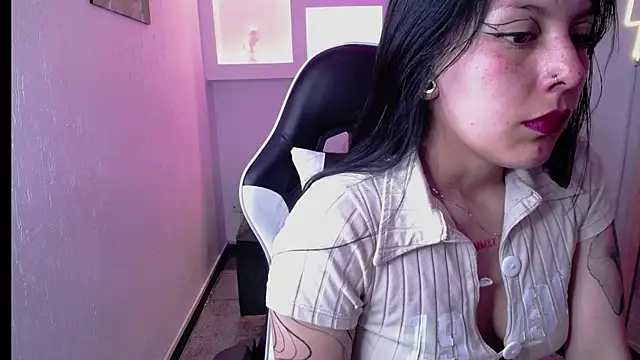 lexy veth online show from November 14, 2025, 6:33 pm