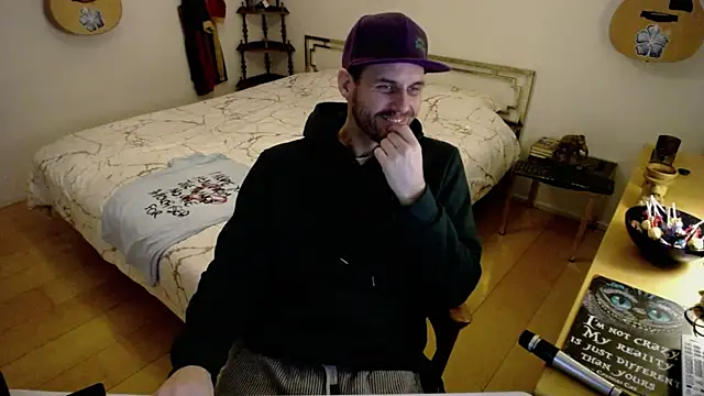 Snapshot of skatejocke chatting on November 20, 2025, 5:41 am skatejocke online show from November 20, 2025, 5:41 am