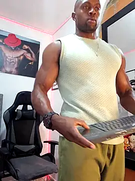MIKE KILIANjs online show from May 7, 2026, 1:36 pm