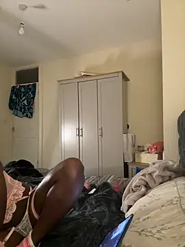 bry8661 online show from November 27, 2025, 11:38 pm