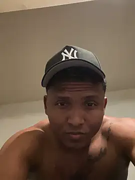 Eldeentt online show from November 8, 2025, 9:40 pm