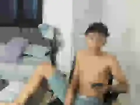 Snapshot of raccon_master chatting on November 10, 2025, 6:13 pm raccon master online show from November 10, 2025, 6:13 pm