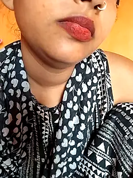 Snapshot of Sexy_Divya__ chatting on June 26, 2026, 1:33 am Sexy Divya online show from June 26, 2026, 1:33 am