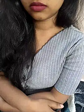 Snapshot of Sexy_Divya__ chatting on March 12, 2026, 7:12 am Sexy Divya online show from March 12, 2026, 7:12 am