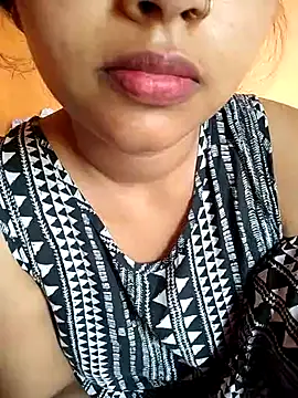 Snapshot of Sexy_Divya__ chatting on June 22, 2026, 1:22 am Sexy Divya online show from June 22, 2026, 1:22 am