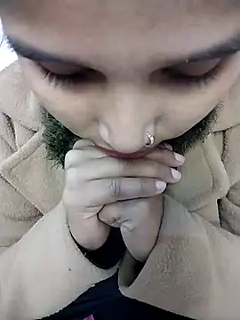 Sexy Divya   online show from January 9, 2026, 6:09 am