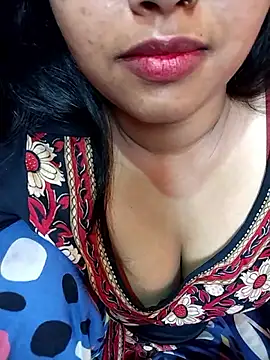 Snapshot of Sexy_Divya__ chatting on June 19, 2026, 1:28 pm Sexy Divya online show from June 19, 2026, 1:28 pm