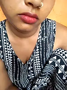 Snapshot of Sexy_Divya__ chatting on June 11, 2026, 1:49 am Sexy Divya online show from June 11, 2026, 1:49 am