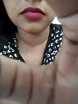 Snapshot of Sexy_Divya__ chatting on July 23, 2026, 8:00 am Sexy Divya online show from July 23, 2026, 8:00 am