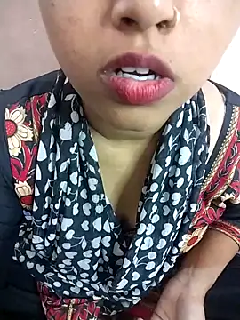 Snapshot of Sexy_Divya__ chatting on June 12, 2026, 5:38 am Sexy Divya online show from June 12, 2026, 5:38 am