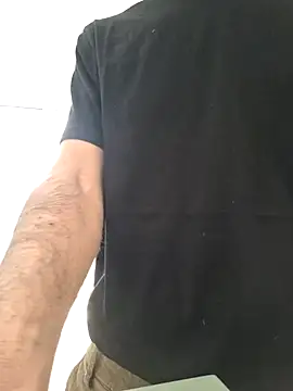 Snapshot of CuteDaddy92 chatting on February 24, 2026, 9:10 am CuteDaddy92 online show from February 24, 2026, 9:10 am