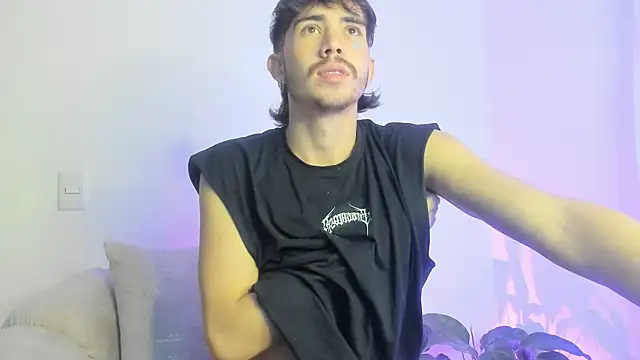 maradam  online show from November 11, 2025, 3:34 am