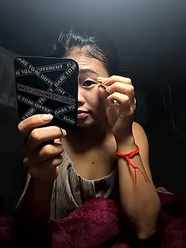 Lynly k2 online show from January 9, 2026, 2:40 am