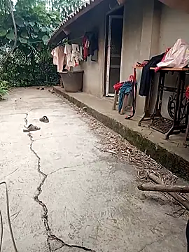 Lynn-122 online show from April 17, 2026, 10:18 am