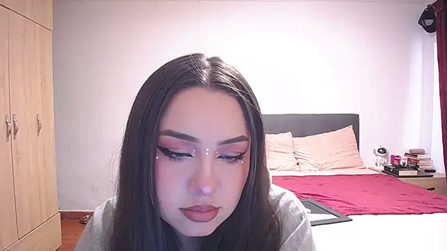  Pariiss online show from March 14, 2026, 8:15 pm