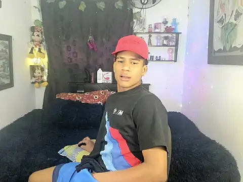 JUANBIGCOCK21CM online show from December 1, 2025, 5:36 pm