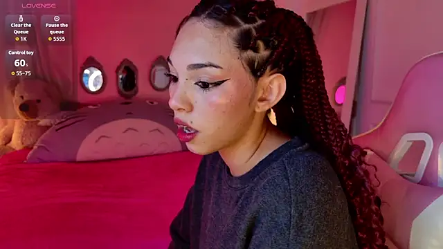 Snapshot of Lynaa_love chatting on November 13, 2025, 9:30 pm Lynaa love online show from November 13, 2025, 9:30 pm