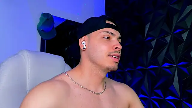 Maxwell Dupont online show from January 11, 2026, 7:32 pm