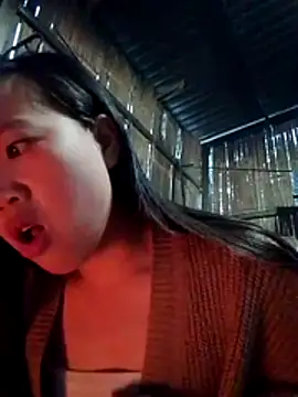 Yumiik2kk online show from November 16, 2025, 11:19 pm