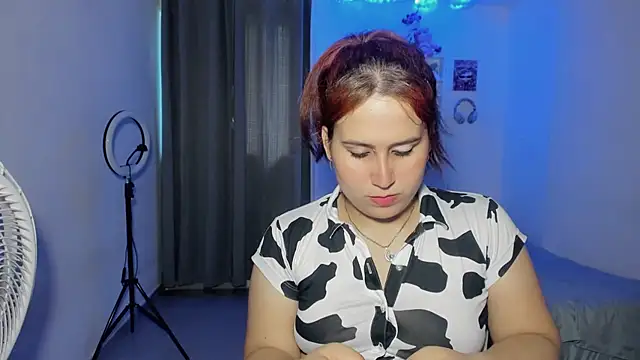 Sofiababyy online show from August 3, 2026, 7:09 pm