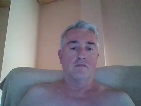 Snapshot of Cumlover5534 chatting on April 4, 2026, 7:04 am Cumlover5534 online show from April 4, 2026, 7:04 am