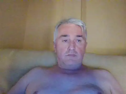 Snapshot of Cumlover5534 chatting on April 11, 2026, 4:43 pm Cumlover5534 online show from April 11, 2026, 4:43 pm